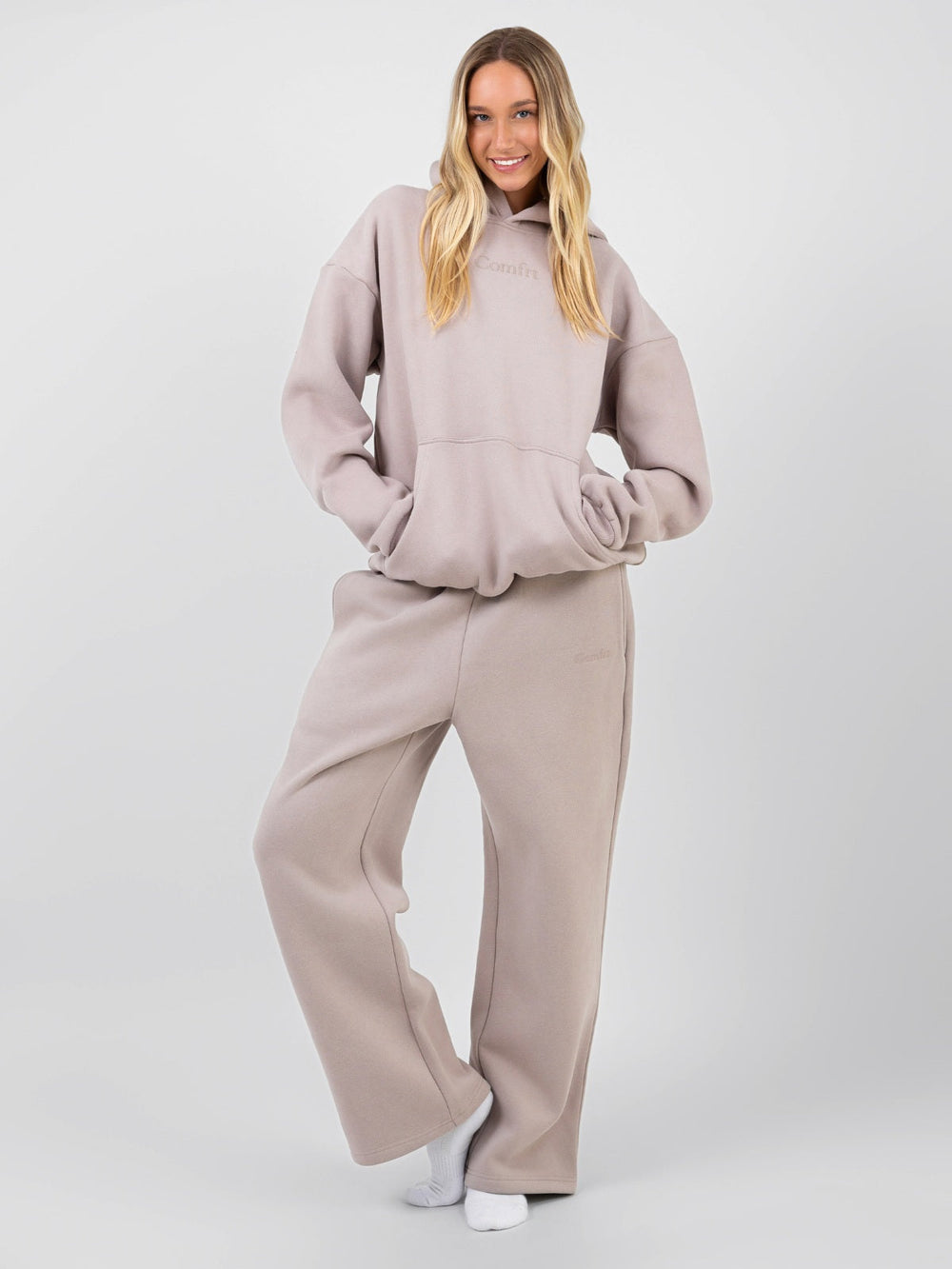 Signature Straight Leg Sweatpants
