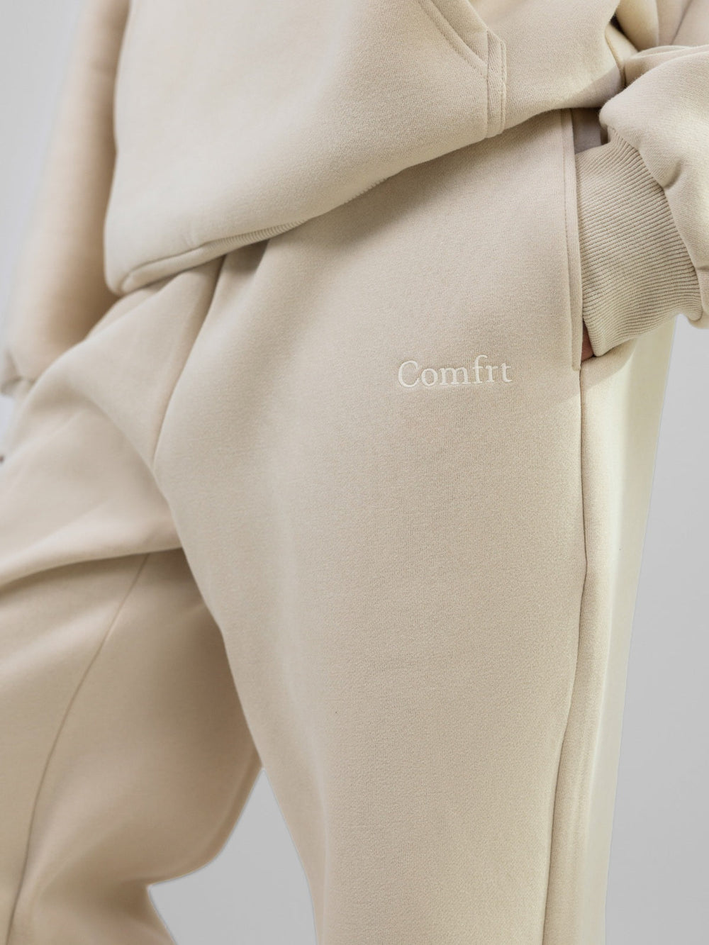 Signature Straight Leg Sweatpants